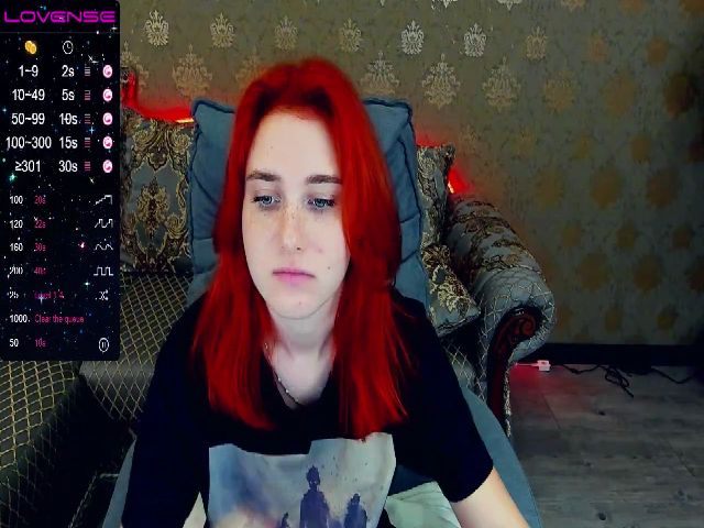 Live sex webcam photo for EmiilyFox #271358083