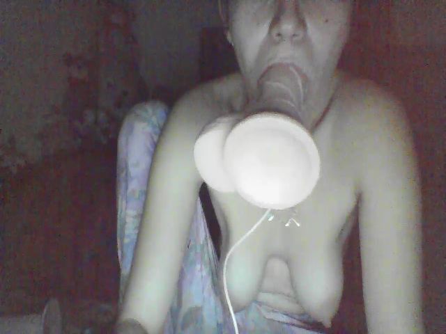 Live sex webcam photo for ElssaJohnson #271358297