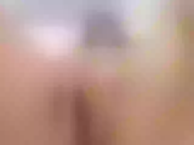 Live sex webcam photo for KatieNolan #271356513