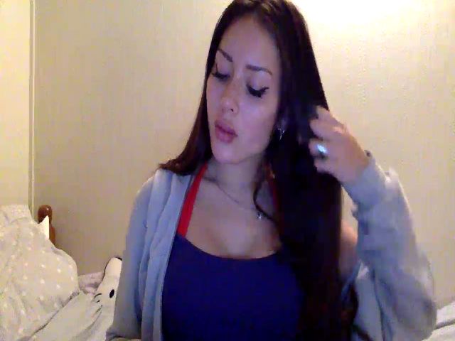 Live sex webcam photo for Miss_emiko #271348132