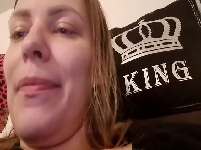 Live sex webcam photo for AnnaDiamond1 #287889229