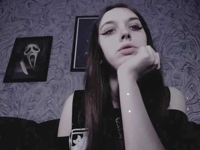 Live sex webcam photo for EllaDark #271353637