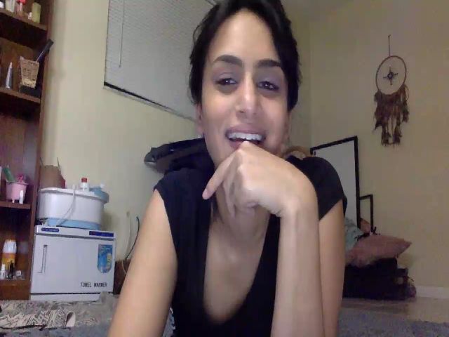 Live sex webcam photo for SweetNessa1 #271360223