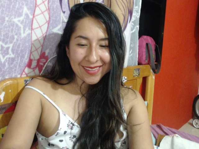 Live sex webcam photo for Malishka19 #271350654