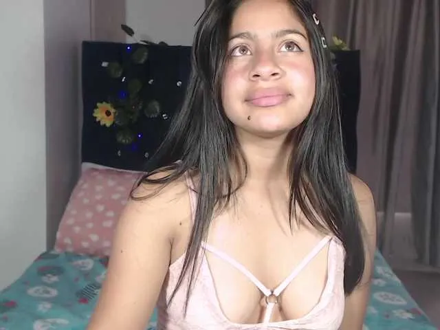 Live sex webcam photo for sophie-rose #271353195