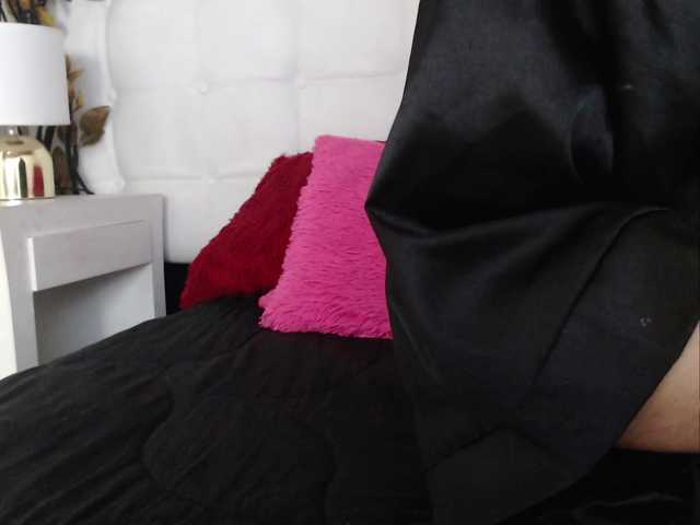 Live sex webcam photo for VANERUIZ-511 #271357460