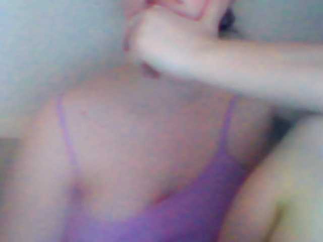 Live sex webcam photo for XMomentX1 #271353462