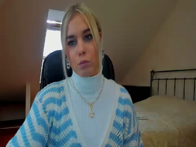 Live sex webcam photo for Merli_Lovely #271352349