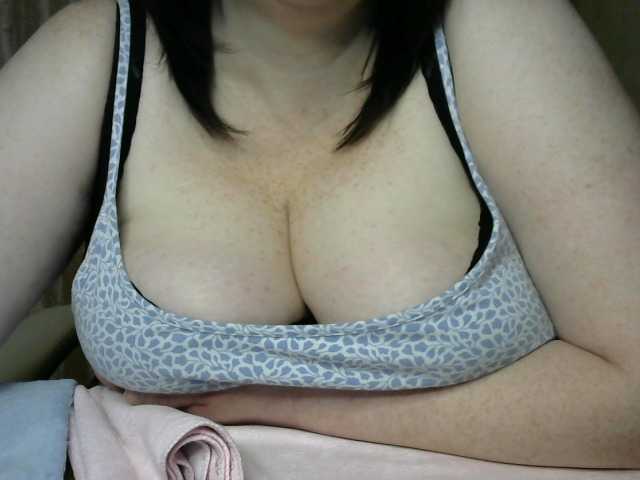 Live sex webcam photo for OhTasha #271353287