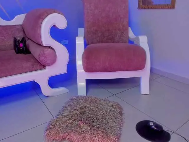 Live sex webcam photo for Camilamonroe #271364996