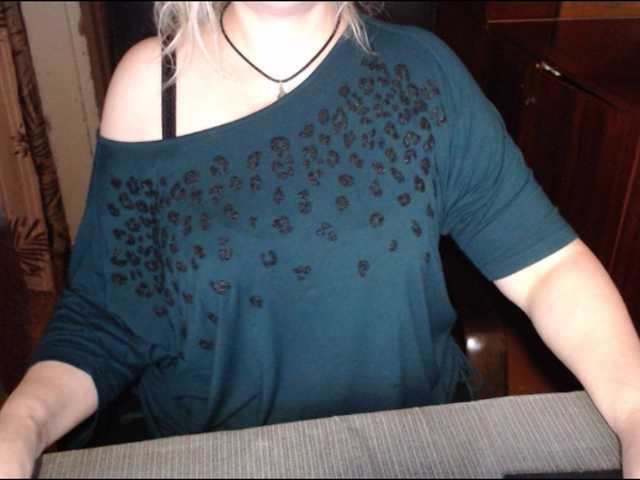 Live sex webcam photo for Alisa1917 #271368484