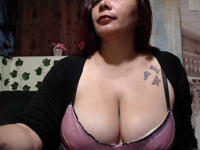 Live sex webcam photo for KattaHorny #271368902