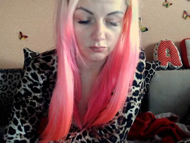 Live sex webcam photo for melek-7250 #271368535