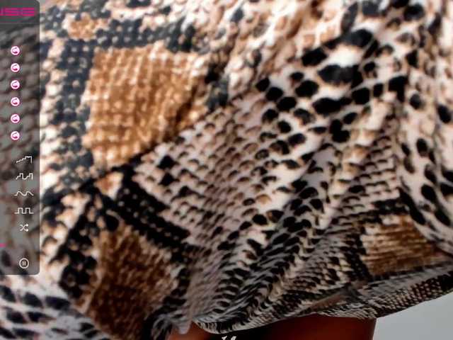 Live sex webcam photo for shycinderela #271372333