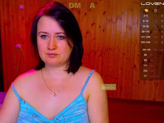 Live sex webcam photo for NewAnna #271368615