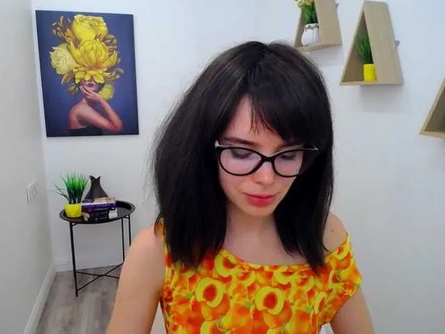 Live sex webcam photo for RaspberryJjam #271368467