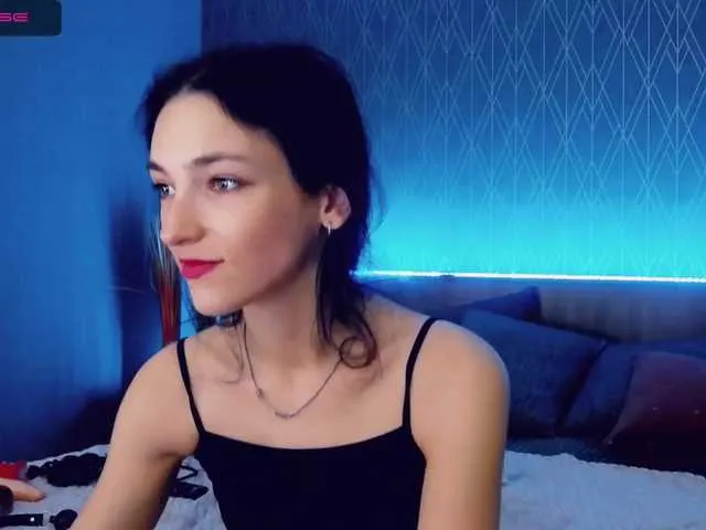 Live sex webcam photo for KariNeal #271368500