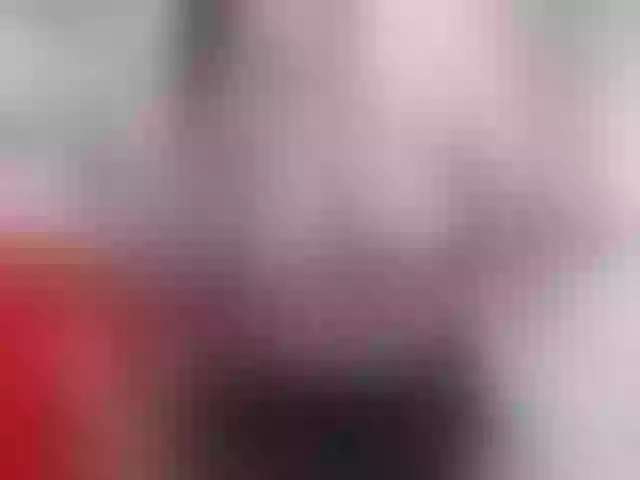 Live sex webcam photo for JullieMilf #287954834