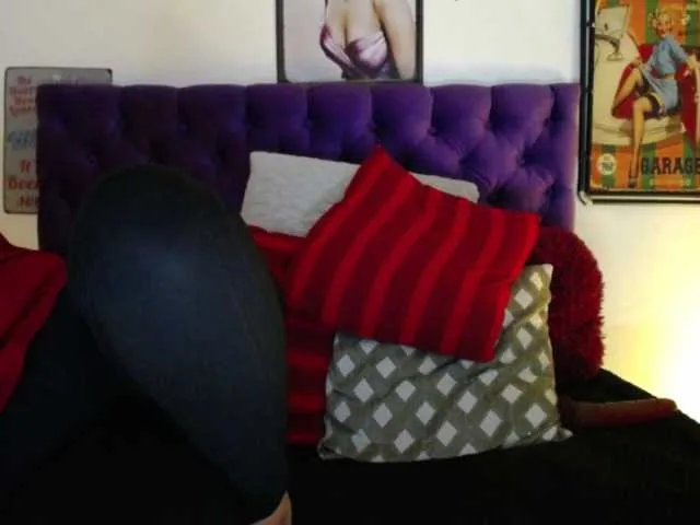 Live sex webcam photo for summynov #271372681