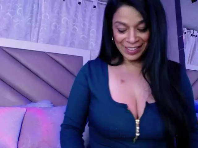 Live sex webcam photo for Katalina-Luv #271364938