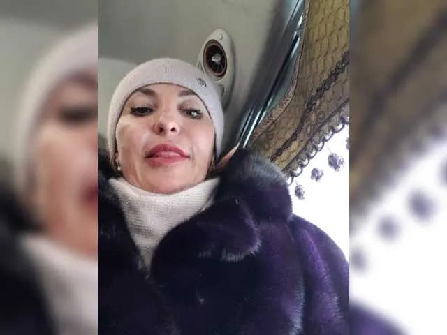 Live sex webcam photo for EditaMilf #271364516