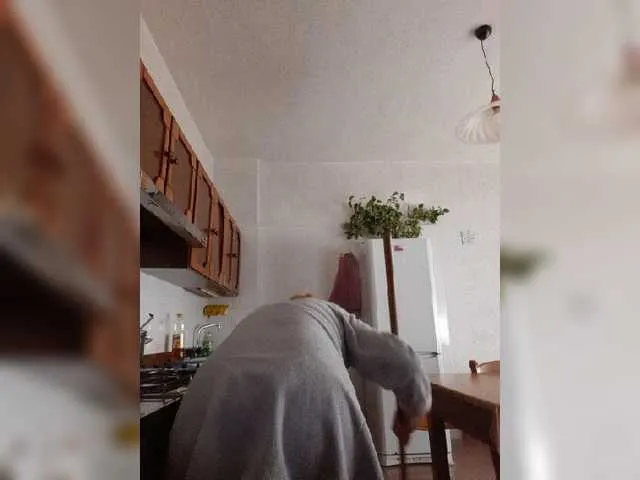 Live sex webcam photo for pussyboom11 #271367978
