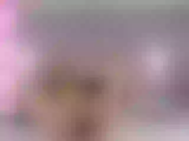 Live sex webcam photo for shantal20 #271373426