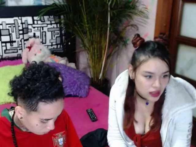 Live sex webcam photo for PartyGirls111 #271372526