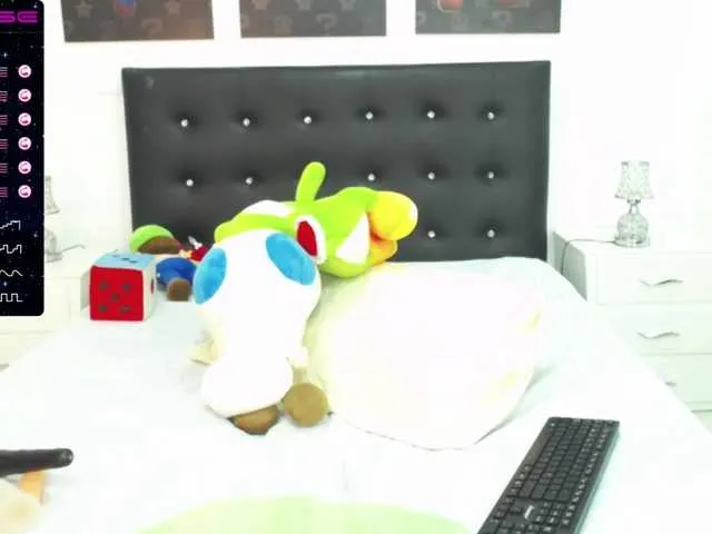 Live sex webcam photo for LanirTahurtt #271365031