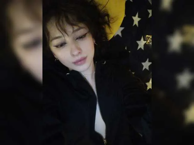Live sex webcam photo for Shel-inna #271360746