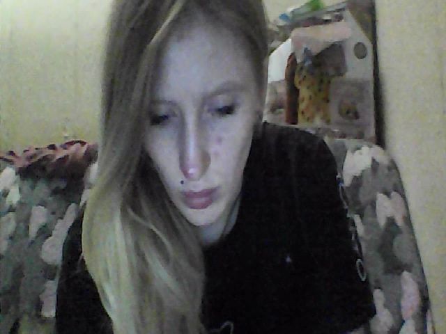 Live sex webcam photo for GuiltyKitty #271374916