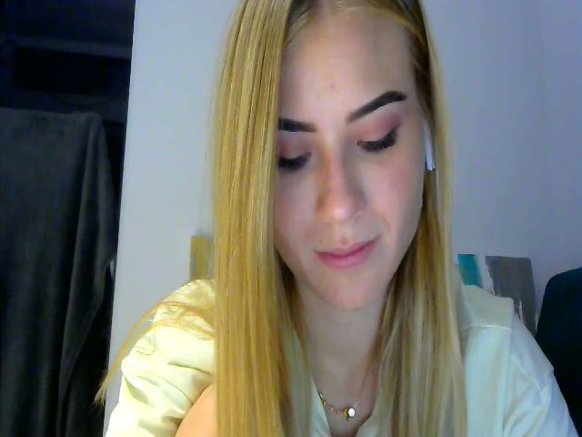 Live sex webcam photo for bridetobe #271374826