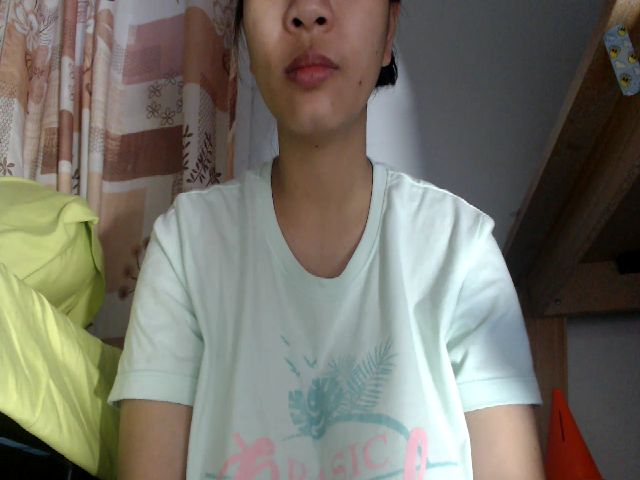 Live sex webcam photo for HotpukiLuver #271375628
