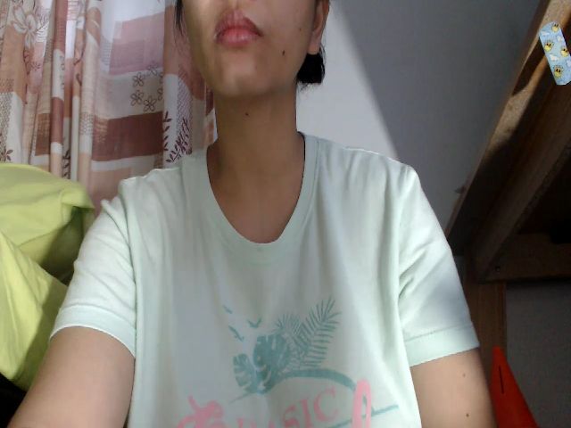 Live sex webcam photo for HotpukiLuver #271375964