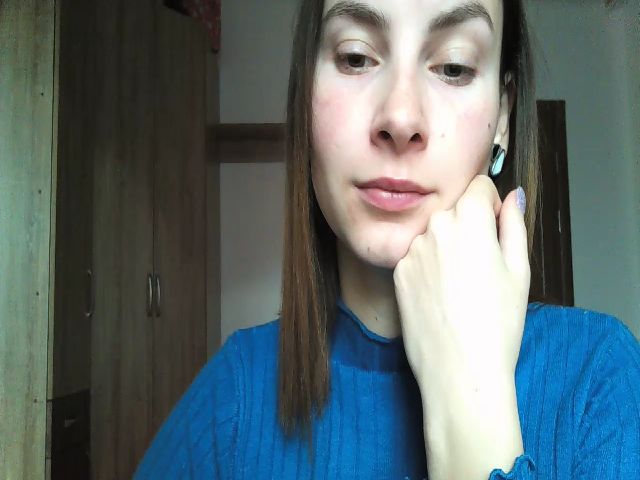Live sex webcam photo for MisssSun #271367144