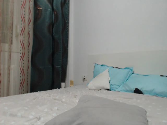 Live sex webcam photo for Karinmcqueen #271375052