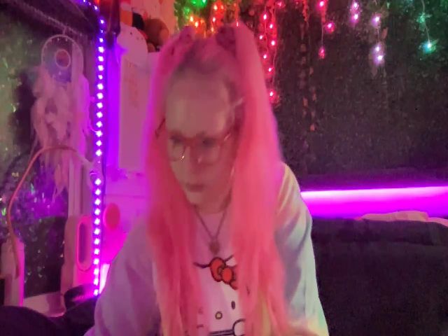 Live sex webcam photo for MsGrumpyCunt #271363372