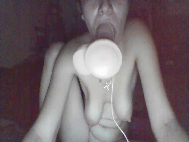 Live sex webcam photo for ElssaJohnson #271374701