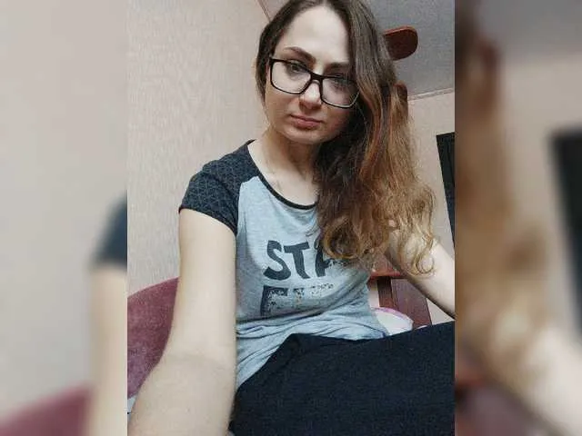 Live sex webcam photo for LuxViola #271368687