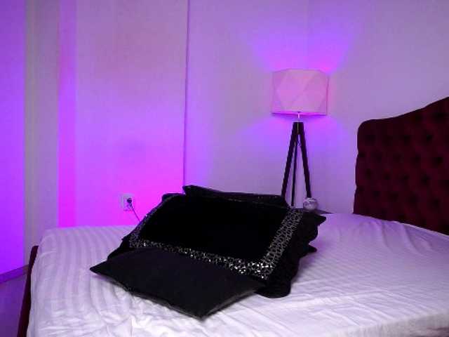 Live sex webcam photo for sinwithme #271365298