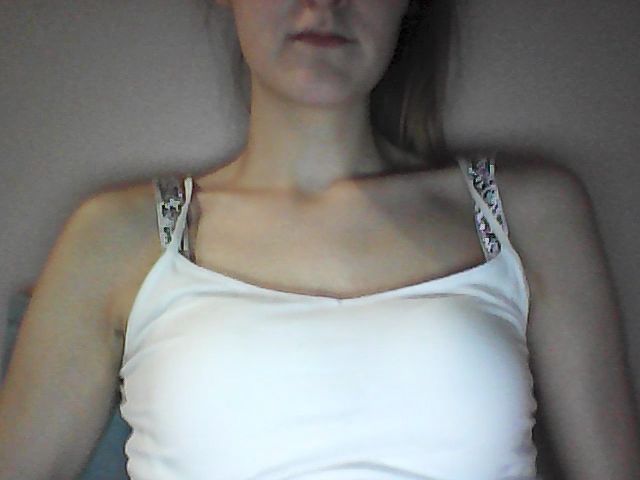 Live sex webcam photo for Eva_Knight #271376219