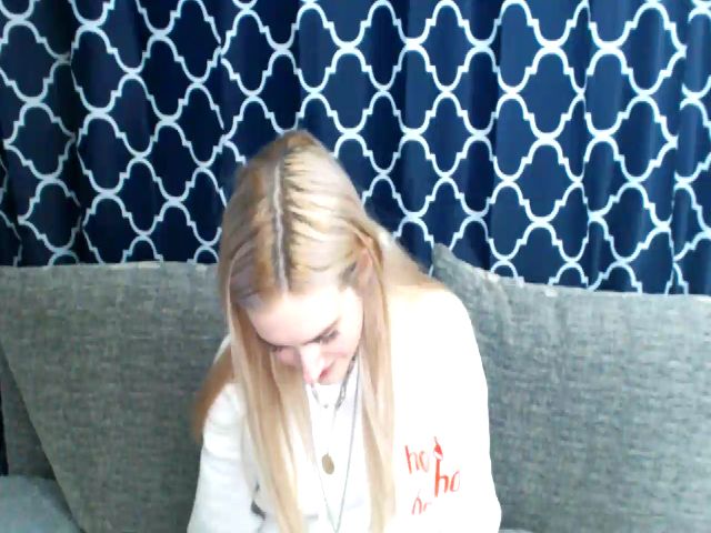 Live sex webcam photo for Honey_dream #271375882