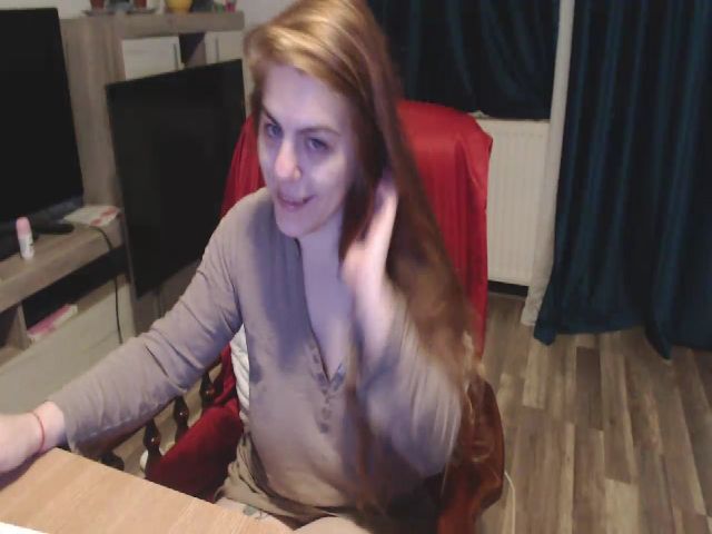 Live sex webcam photo for PlayfulSamira #271364177