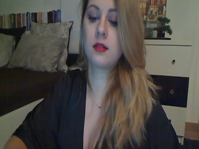 Live sex webcam photo for MISS__S #271376168