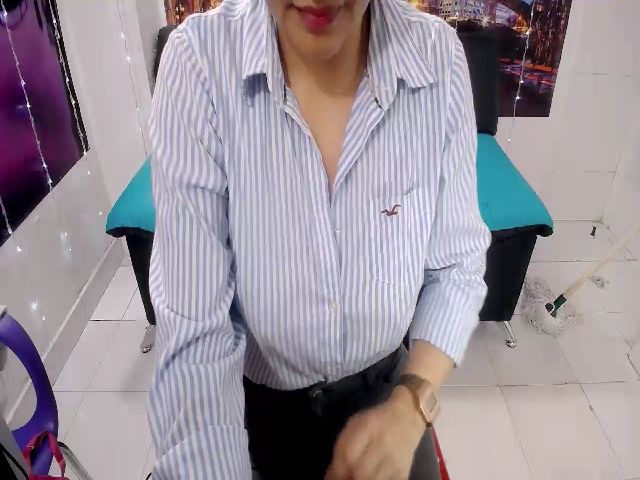 Live sex webcam photo for juwel_moom #271376286