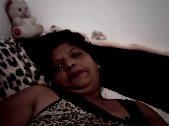 Live sex webcam photo for Indianbarbie3 #271372780