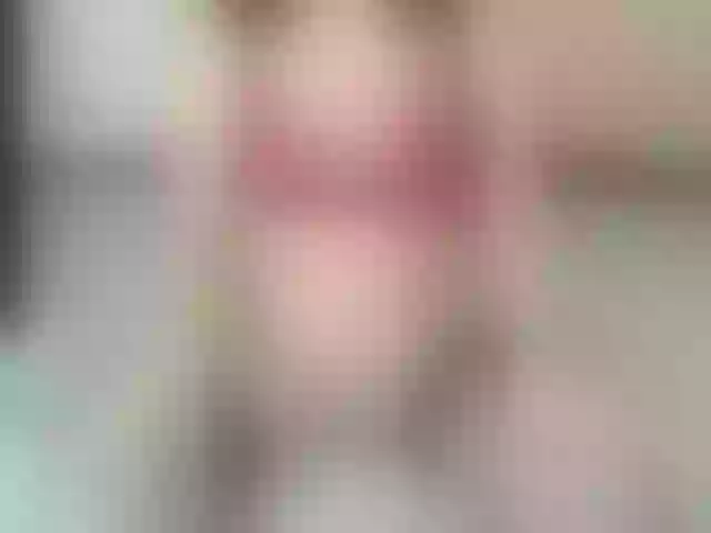 Live sex webcam photo for MilashkaSA #271367907