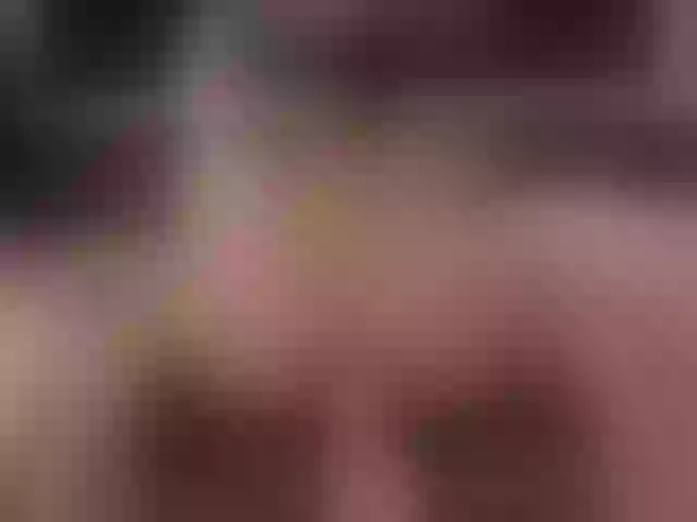 Live sex webcam photo for LucyNuty #271364660