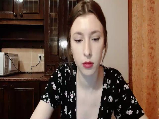 Live sex webcam photo for Alice_one #271375361