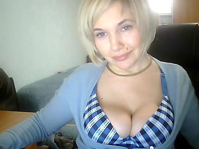 Live sex webcam photo for Vivid_Glance #271375735